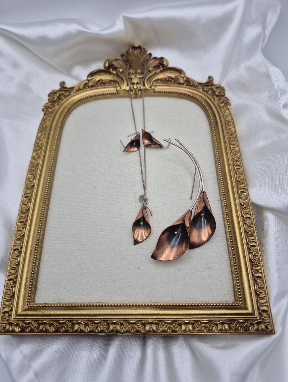 Stuart Nye Copper Calla Lily Brooch / Pin, Earrings, & Sterling Necklace Set - Picture 4 of 6